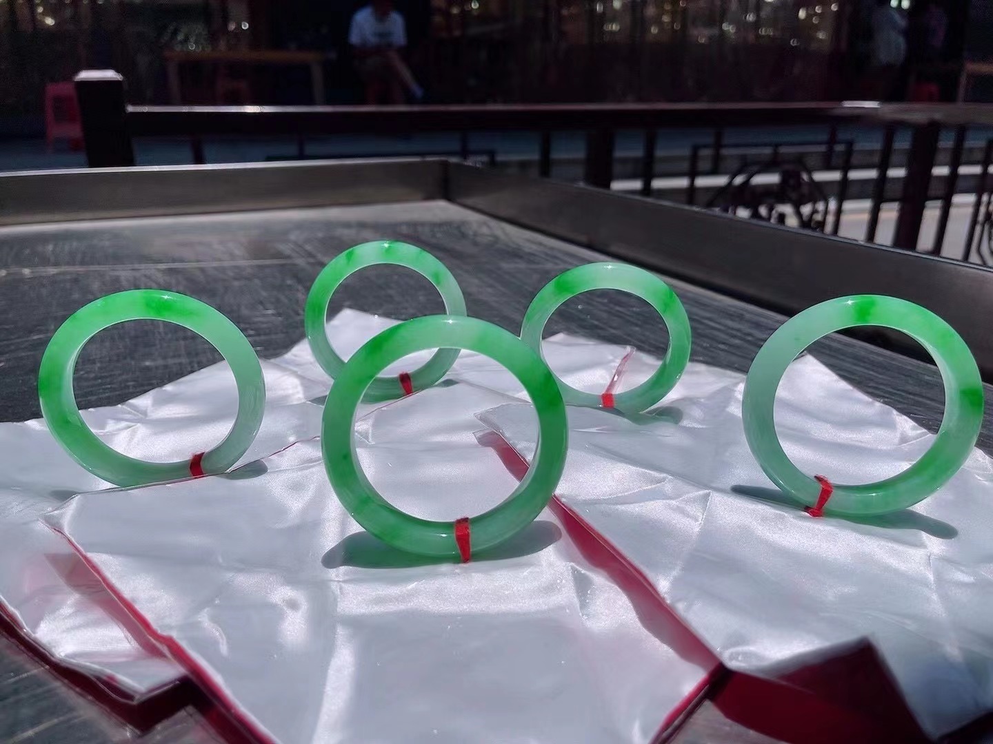 翡翠手鐲顏色 翡翠手鐲顏色