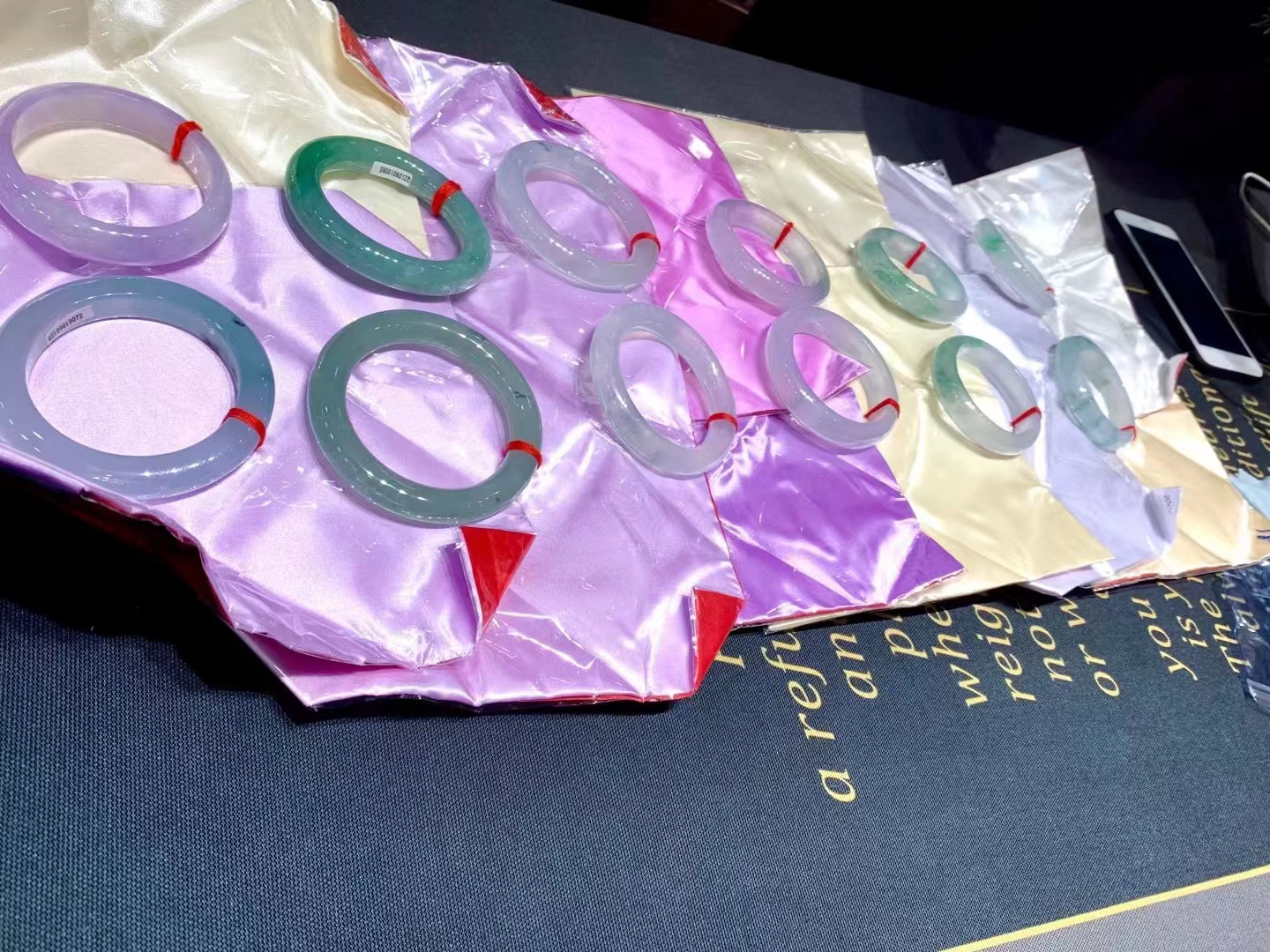 翡翠保養(yǎng) 翡翠保養(yǎng)